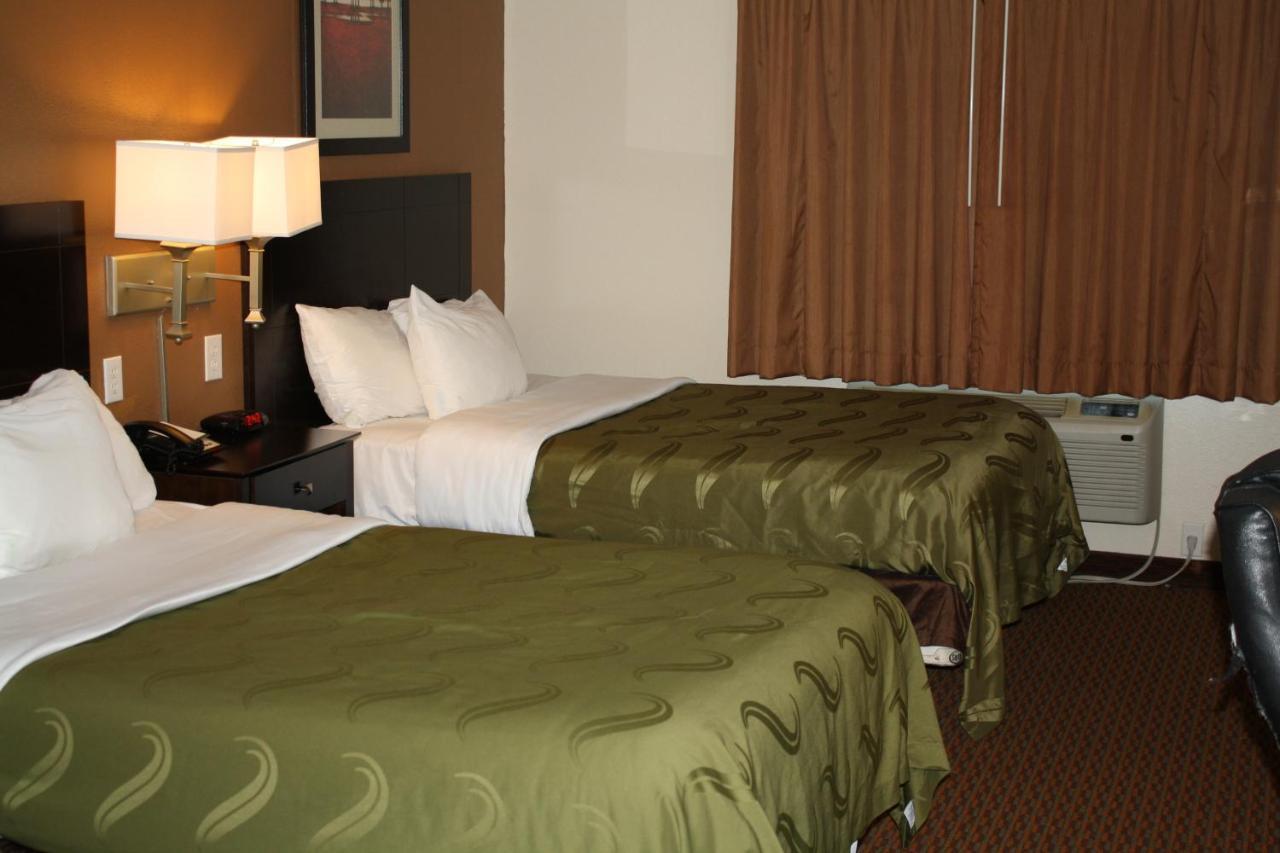 Quality Inn & Suites Wichita Falls I-44 Bagian luar foto